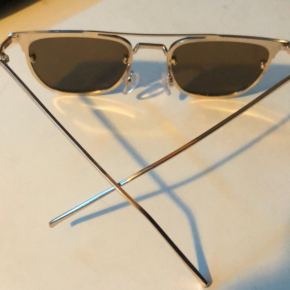 Sunglasses - Picture 2 of 4